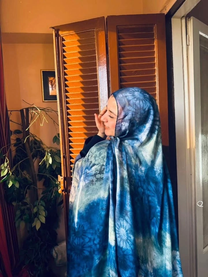 Twilight Blue model hijab