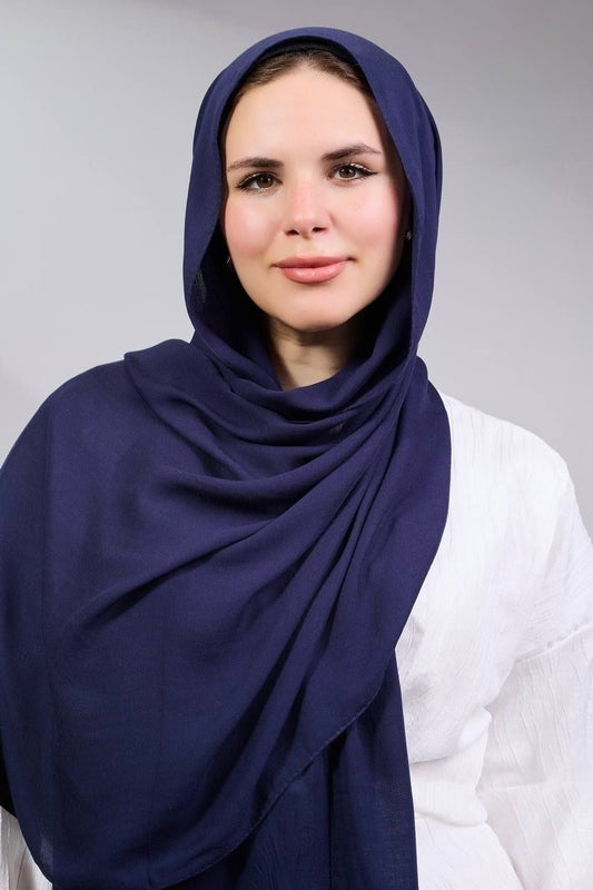 ￼ navy blue model  hijab ￼