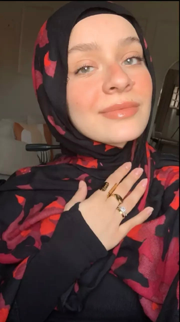Model hijab